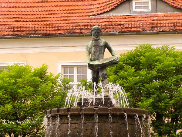 Darłowo - Pomnik Rybaka